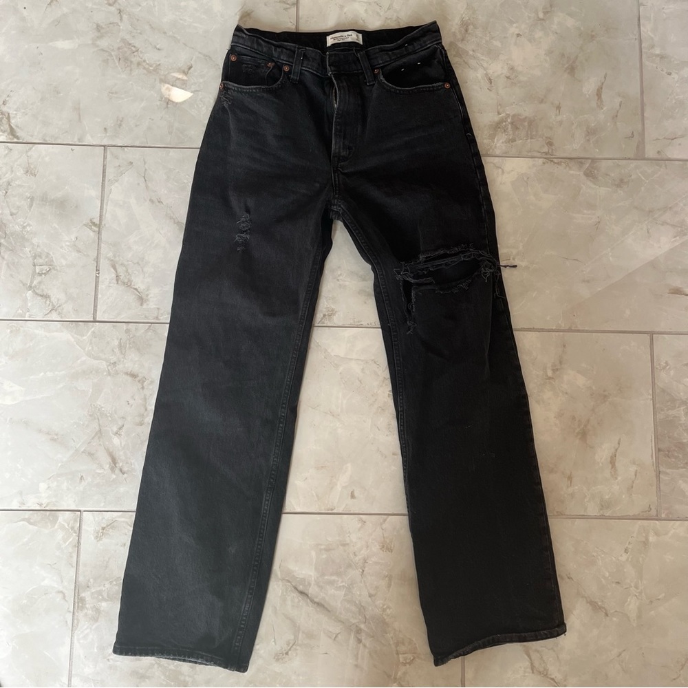 Abercrombie ‘90s High Rise Black Jeans